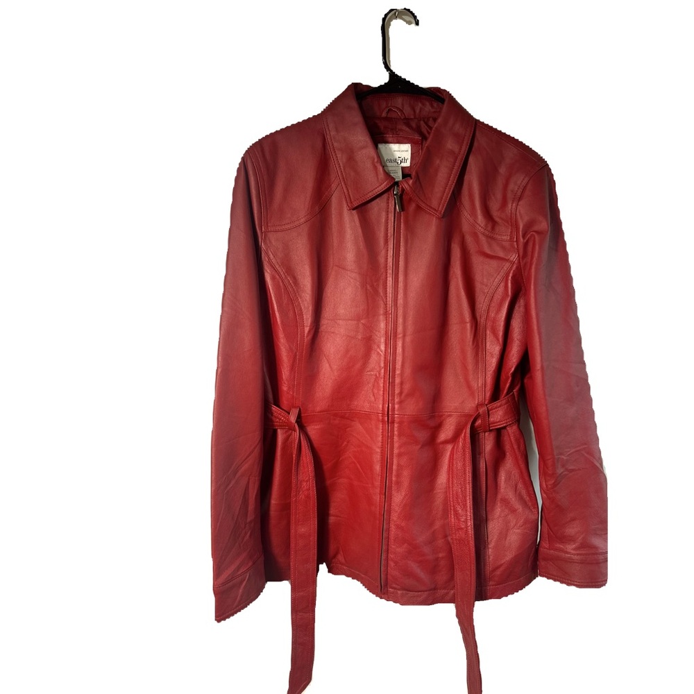 EAST 5TH 100%GENUIN LEATHER DARK RED ZIPPED WOMEN JACKET IN SIZE LARGE